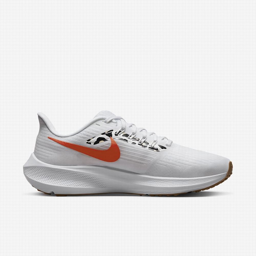 Bezecke Topanky Nike Air Zoom Pegasus 39 Damske Biele Platina Metal Biele Oranžové | SK265307