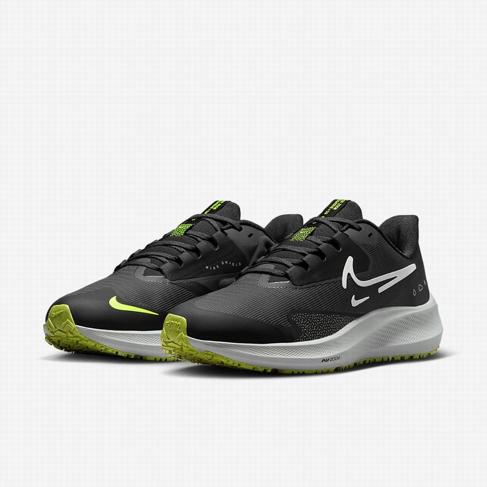 Bezecke Topanky Nike Air Zoom Pegasus 39 Shield Panske Čierne Tmavo Siva Biele | SK693540