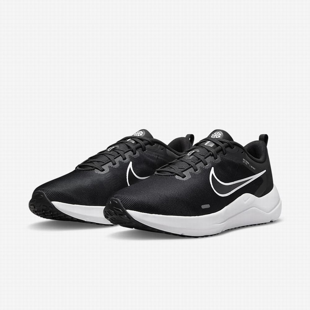 Bezecke Topanky Nike Downshifter 12 (Extra Wide) Panske Čierne Tmavo Siva Platina Biele | SK236154