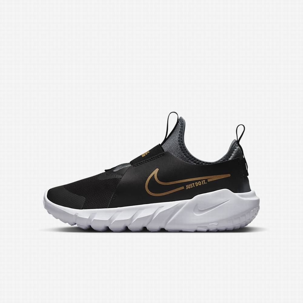 Bezecke Topanky Nike Flex Runner 2 Detske Čierne Siva Biele Metal Zlate | SK426359