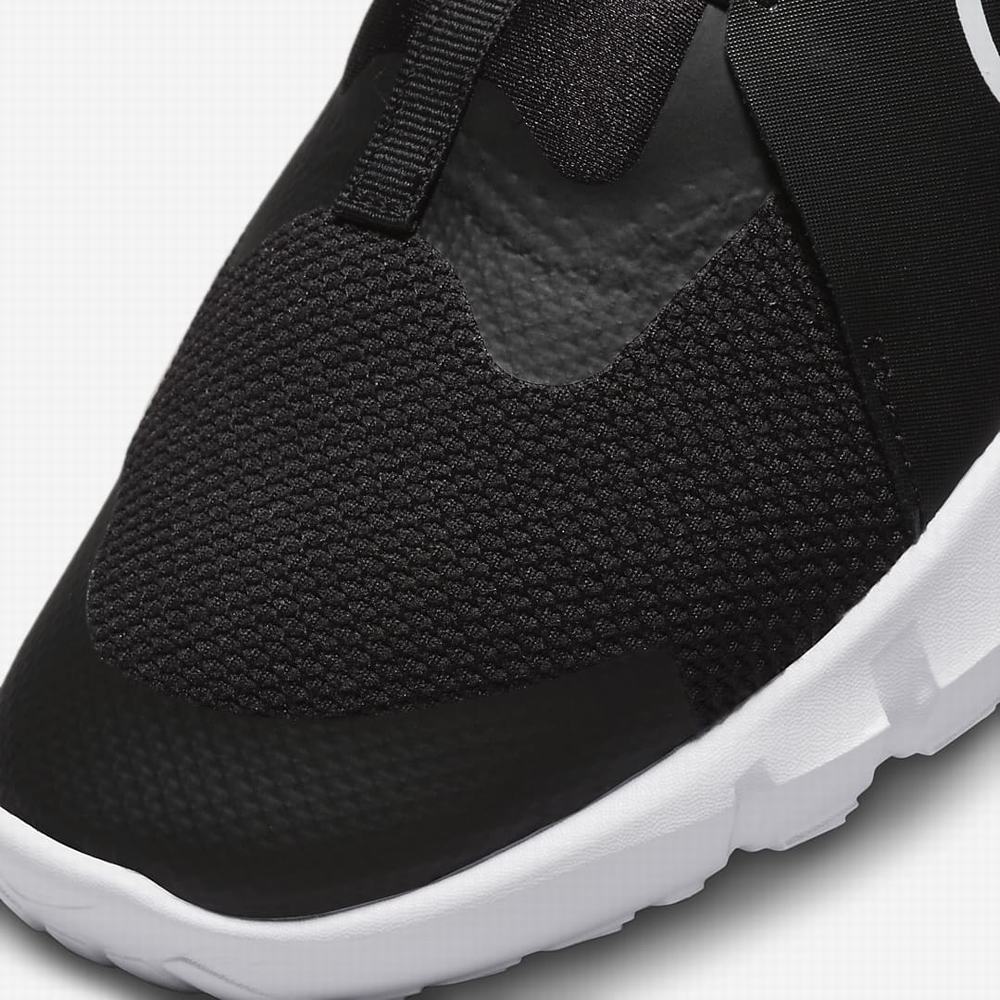 Bezecke Topanky Nike Flex Runner 2 Detske Čierne Modre Zlate Biele | SK603479