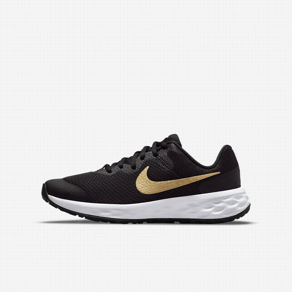 Bezecke Topanky Nike Revolution 6 Detske Čierne Biele Metal Zlate | SK216405