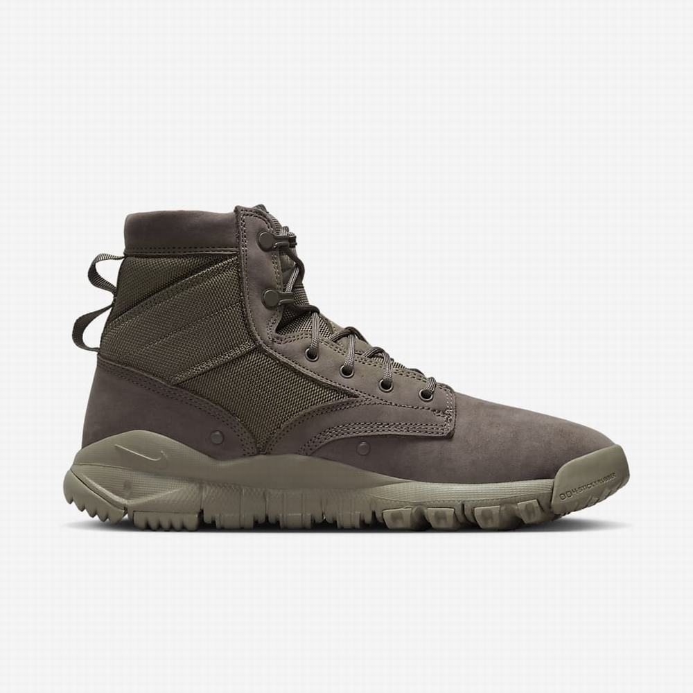 Cizmy Nike SFB 6