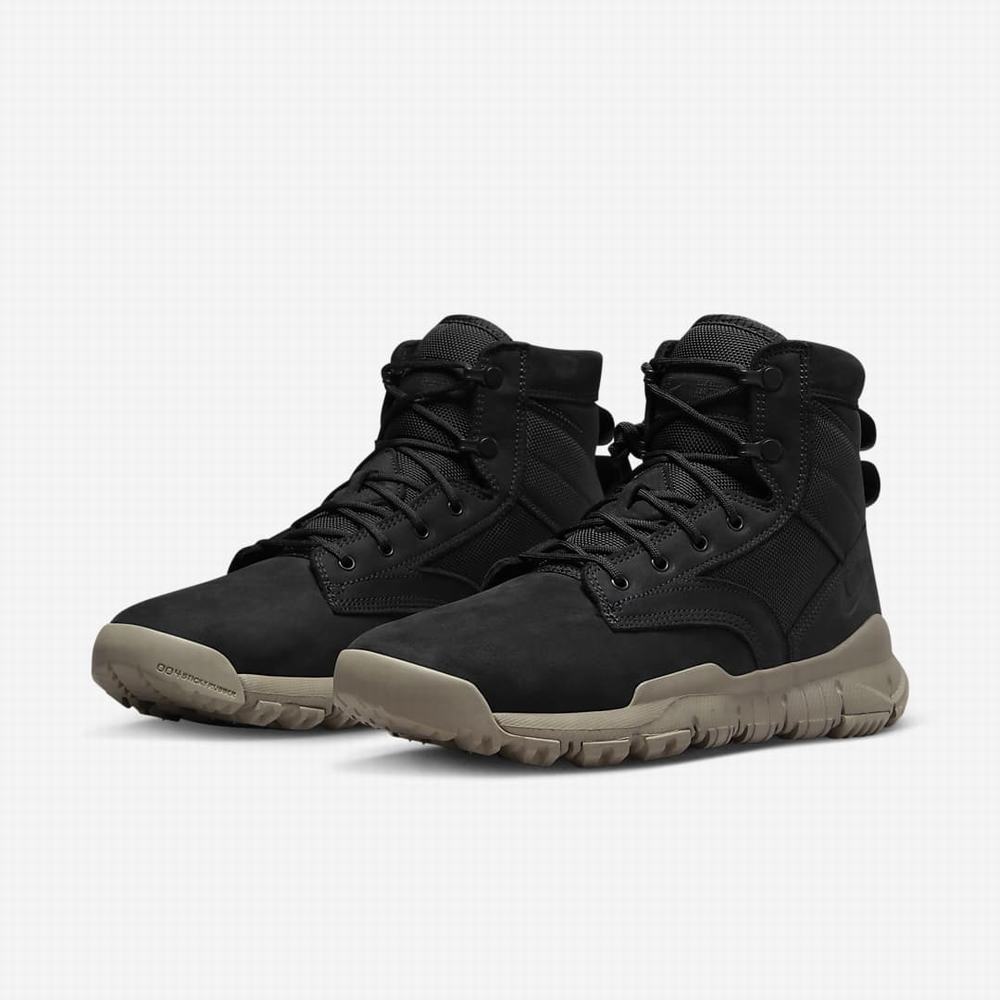 Cizmy Nike SFB 6