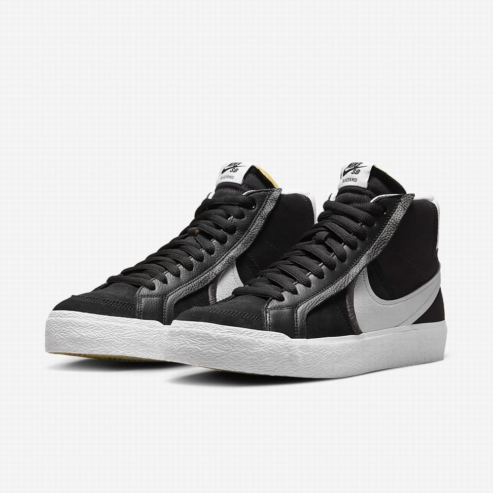 Skate Topanky Nike SB Zoom Blazer Mid Premium Plus Damske Čierne Biele | SK740851