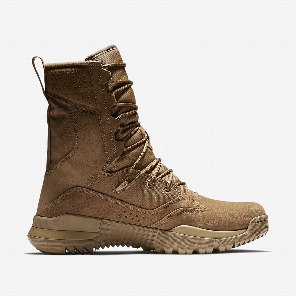 Takticke Topanky Nike SFB Field 2 8