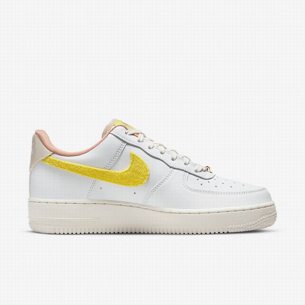 Tenisky Nike Air Force 1 '07 LX Damske Biele Žlté | SK150748