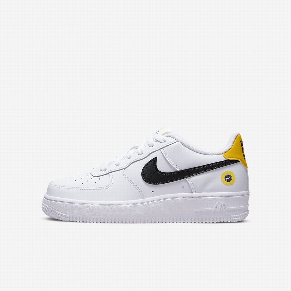 Tenisky Nike Air Force 1 LV8 Detske Biele Tmavo Čierne | SK042571