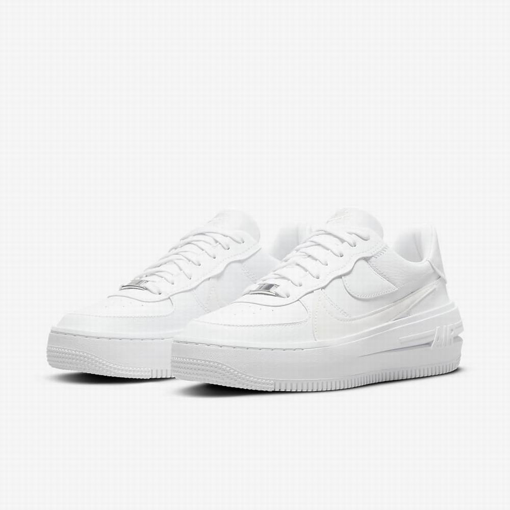 Tenisky Nike Air Force 1 PLT.AF.ORM Damske Biele | SK165389