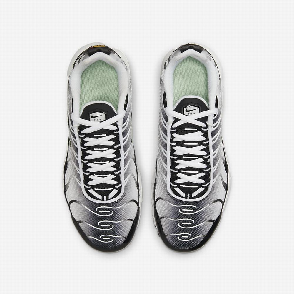 Tenisky Nike Air Max Plus Detske Biele Metal Červené | SK120974