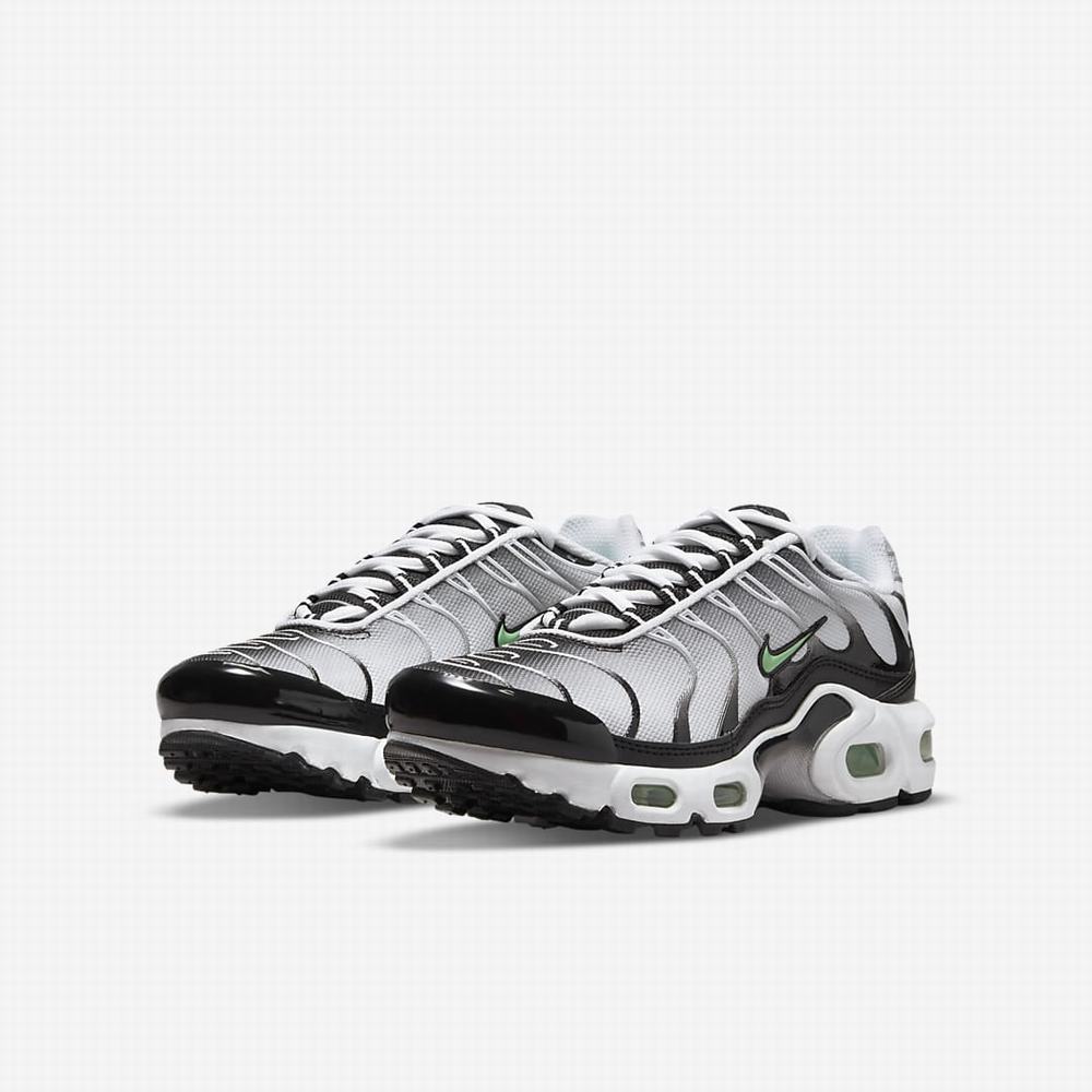 Tenisky Nike Air Max Plus Detske Biele Metal Červené | SK120974