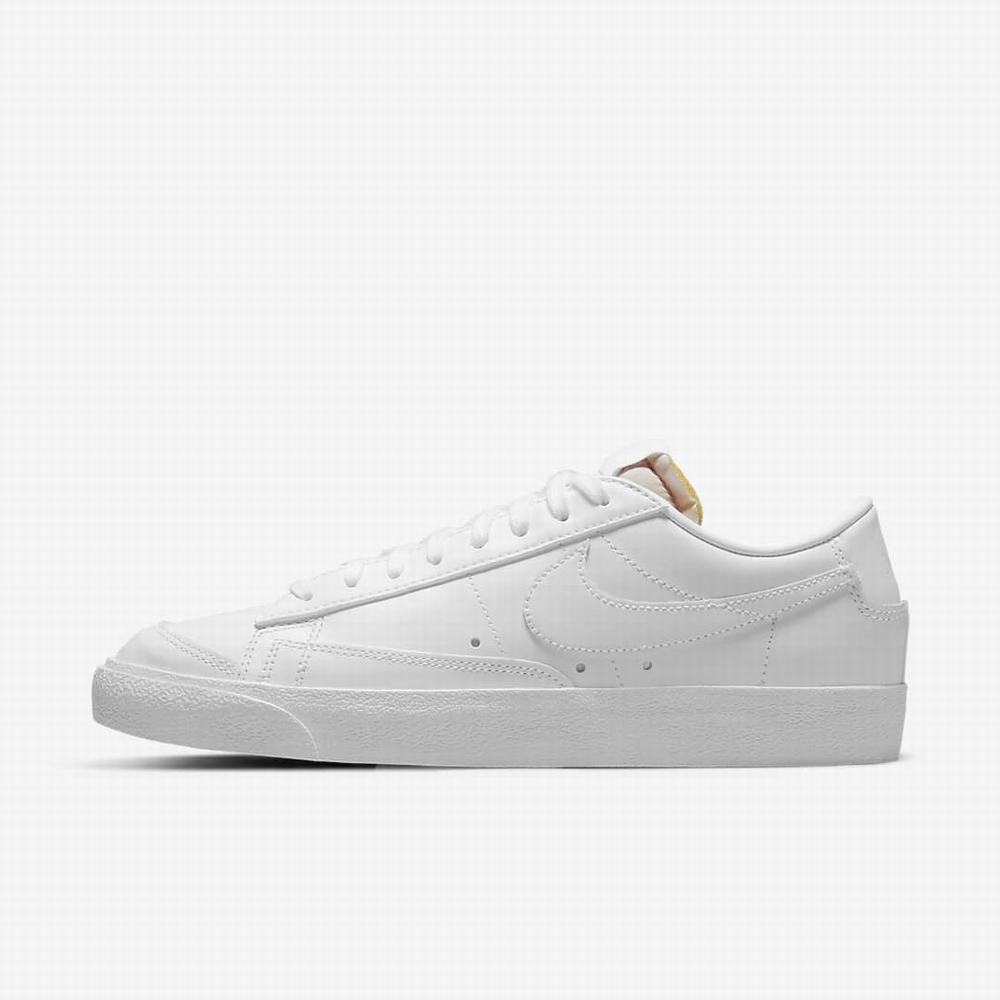 Tenisky Nike Blazer Low \'77 Damske Biele | SK876093