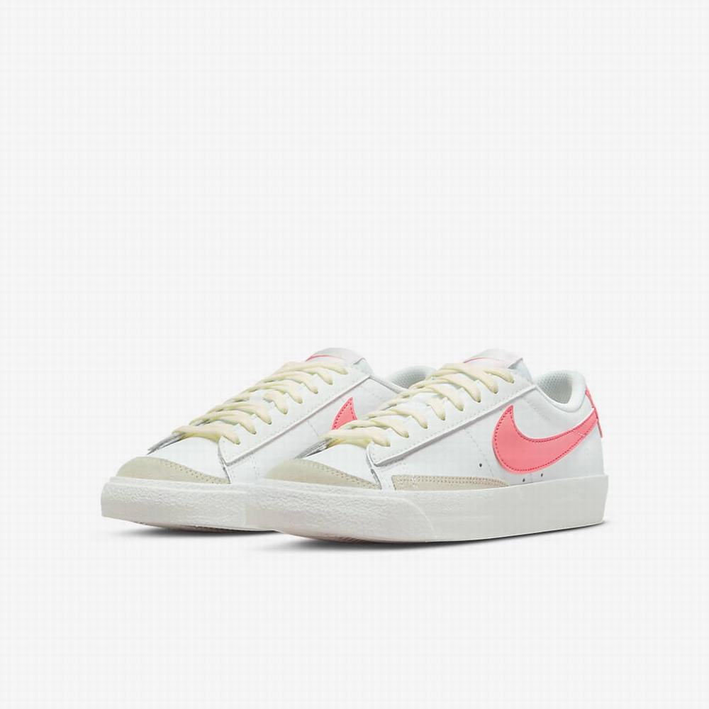 Tenisky Nike Blazer Low '77 Detske Biele Ruzove | SK874692