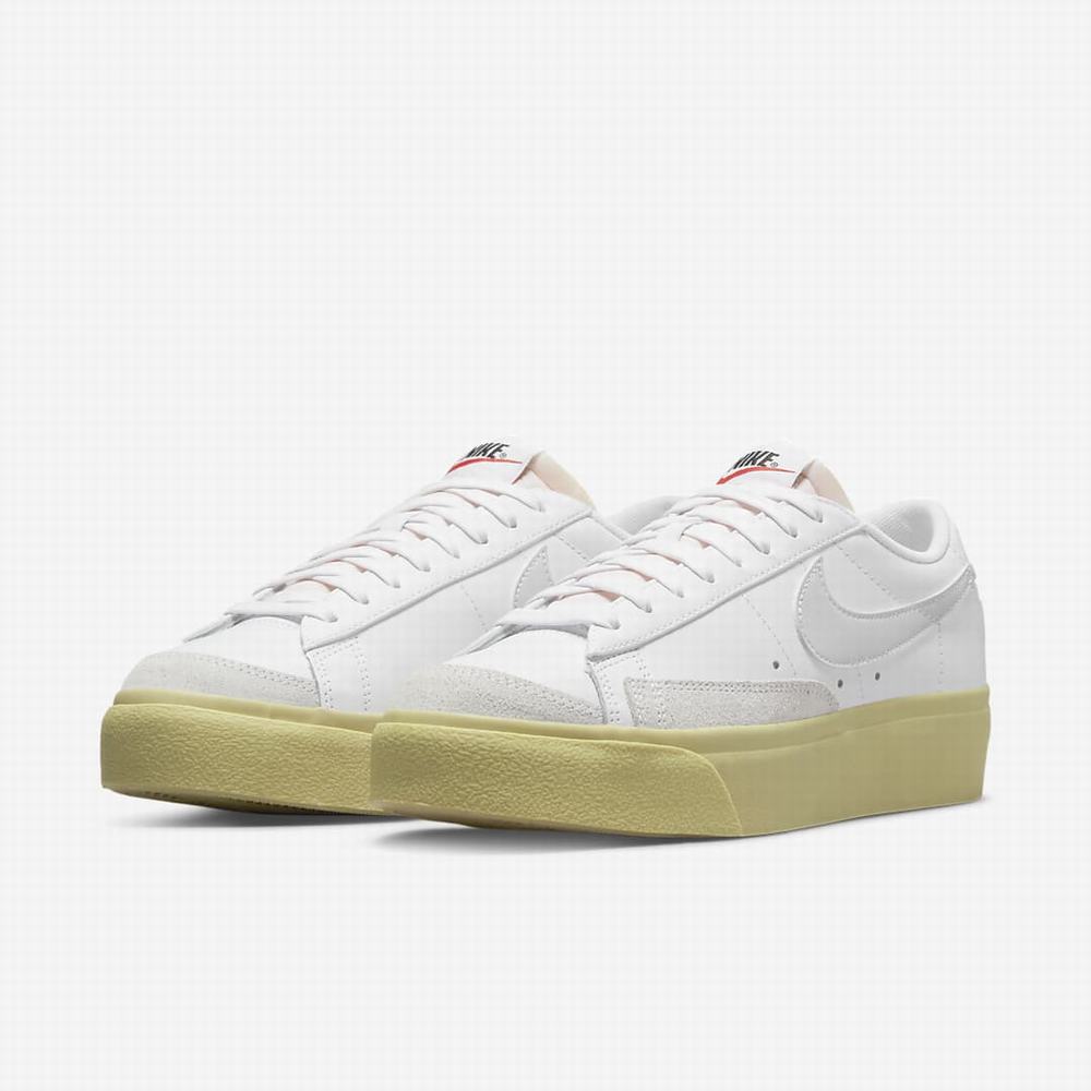 Tenisky Nike Blazer Low Platforme Damske Biele Citrón Modre Svetlomodrá Čierne Biele | SK102547