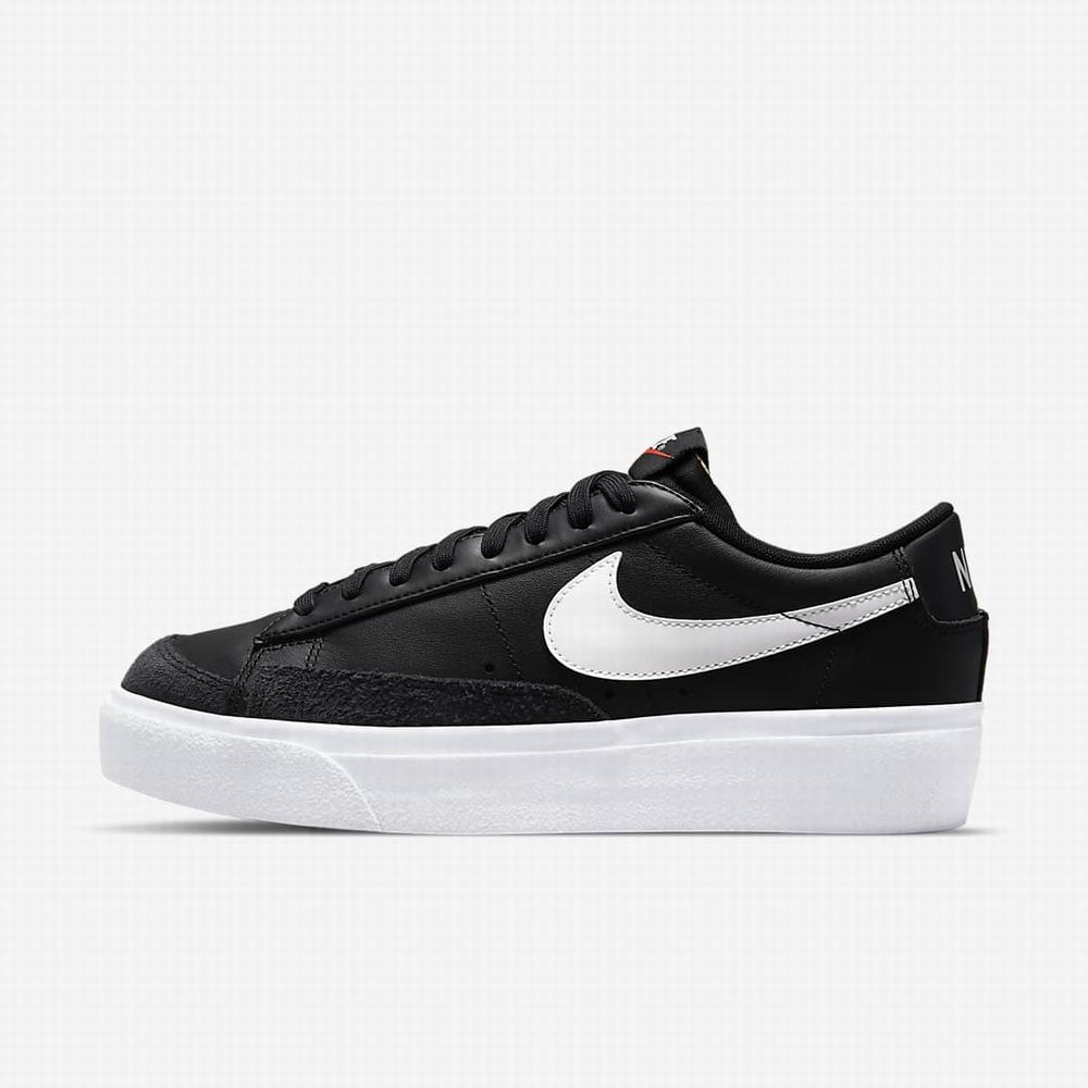 Tenisky Nike Blazer Low Platforme Damske Čierne Biele | SK526304