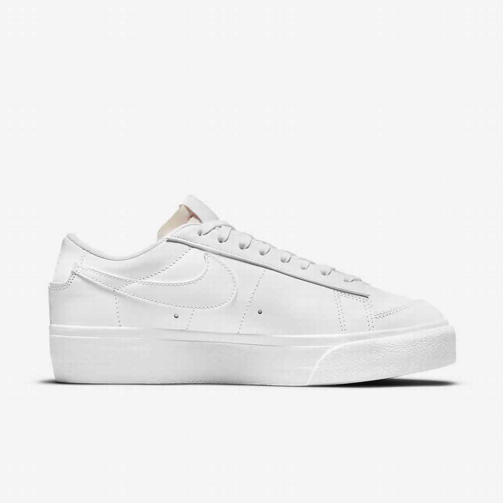 Tenisky Nike Blazer Low Platforme Damske Biele | SK592801