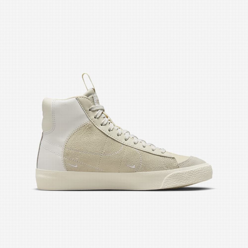 Tenisky Nike Blazer Mid '77 D Detske Biele Svetlo Krém Biele | SK978051