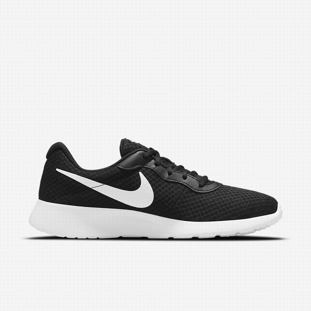 Tenisky Nike Tanjun Panske Čierne Biele | SK436502